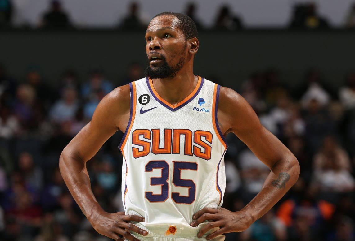 转会市场的 转会市场的