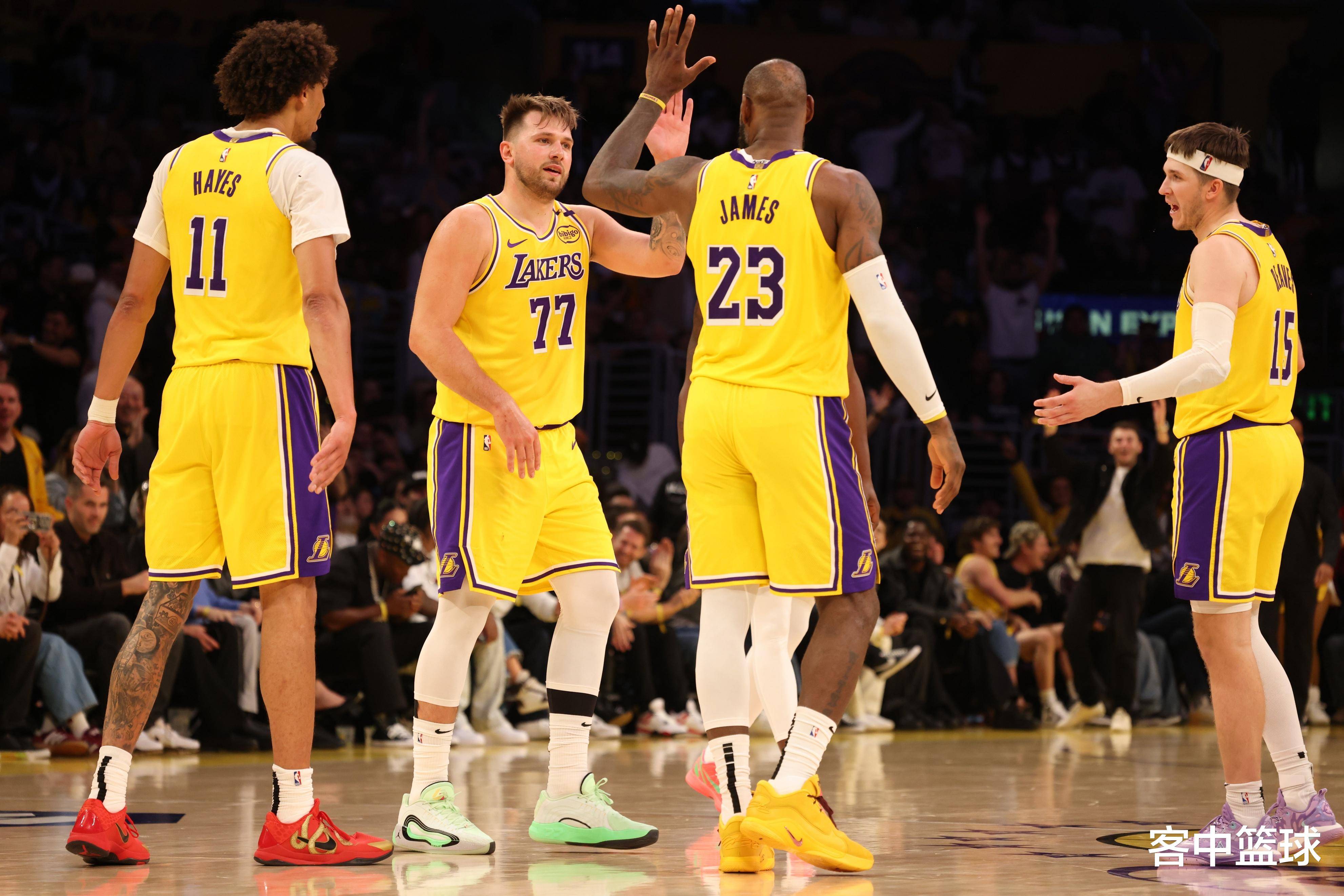 突出英雄皮 突出英雄皮