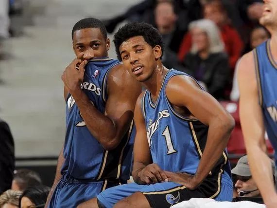 无球拉扯 无球拉扯